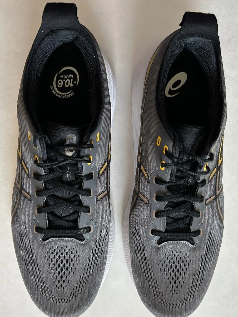 ASICS Men's Gel-Kayano 31 Running Shoes Carbon/Taupe Grey. 10118869, Size 12.5W